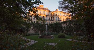 Whispering Shadows: Evening Visit to the Petit Palais’ Secret Garden in Paris